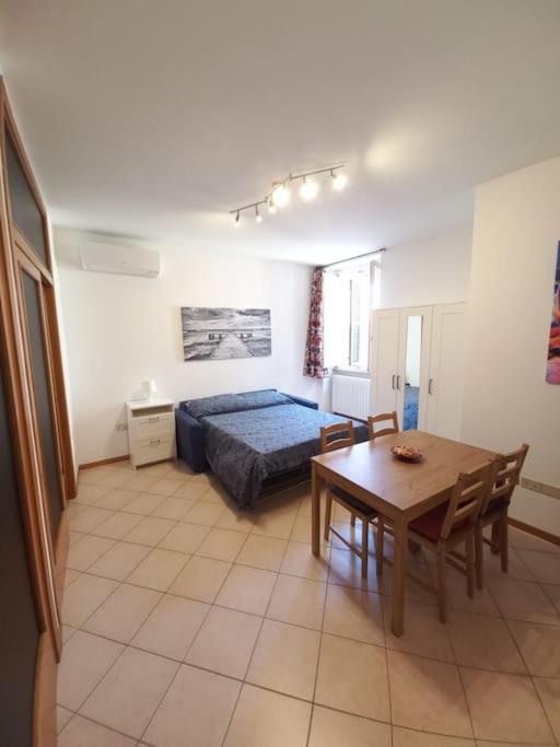 Il Nido Di Silvia A Due Passi Dal Teatro Rossini Apartment Pesaro Exterior foto