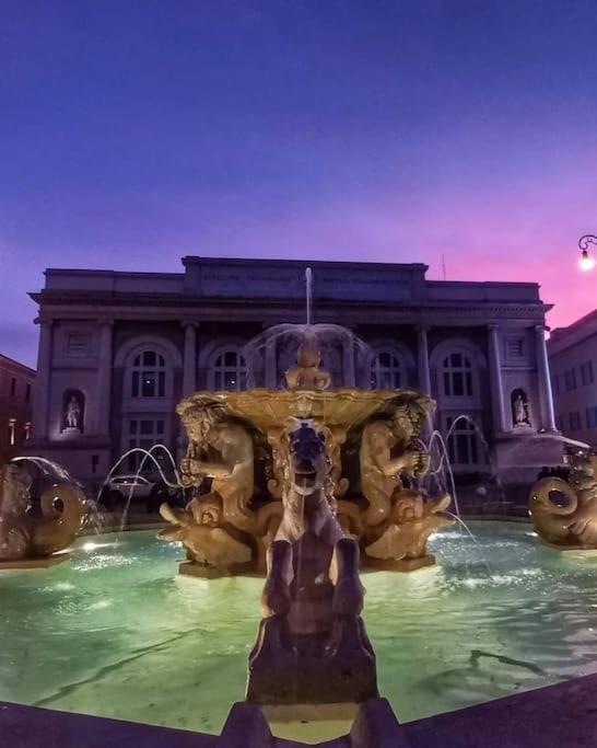 Il Nido Di Silvia A Due Passi Dal Teatro Rossini Apartment Pesaro Exterior foto