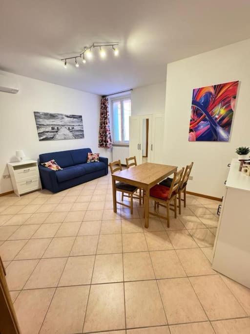 Il Nido Di Silvia A Due Passi Dal Teatro Rossini Apartment Pesaro Exterior foto