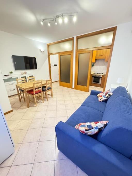 Il Nido Di Silvia A Due Passi Dal Teatro Rossini Apartment Pesaro Exterior foto
